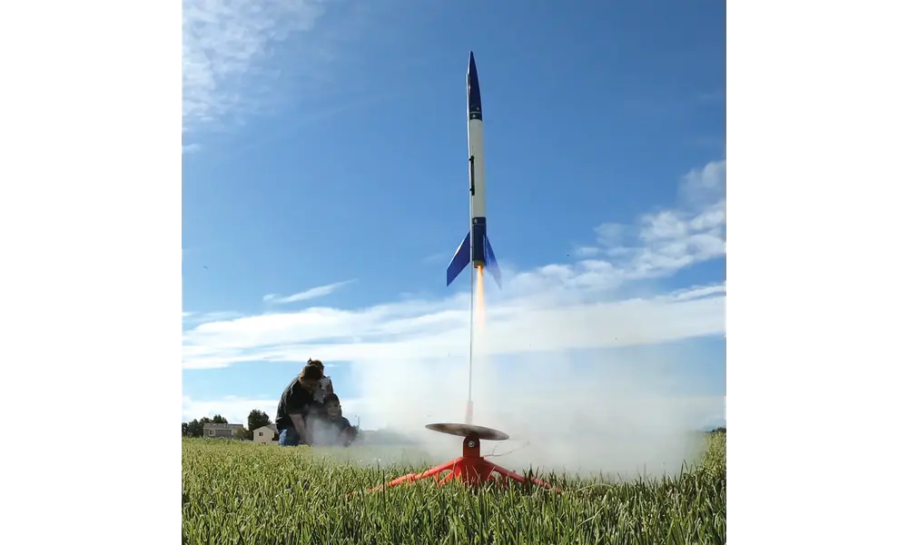 Model rakiety Estes Athena, gotowy do lotu z silnikami AC, 2 image