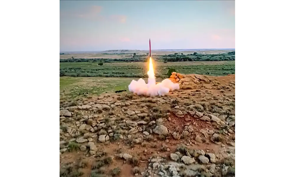 Kit de fusée modèle Skinwalker LOC Precision - 7,6" / 193 mm de diamètre, 9 image