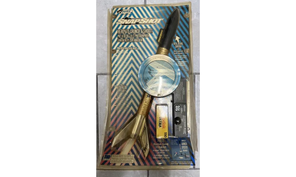 Estes Snapshot modelraket med kamera og Kodak-film - Vintage model rocketry