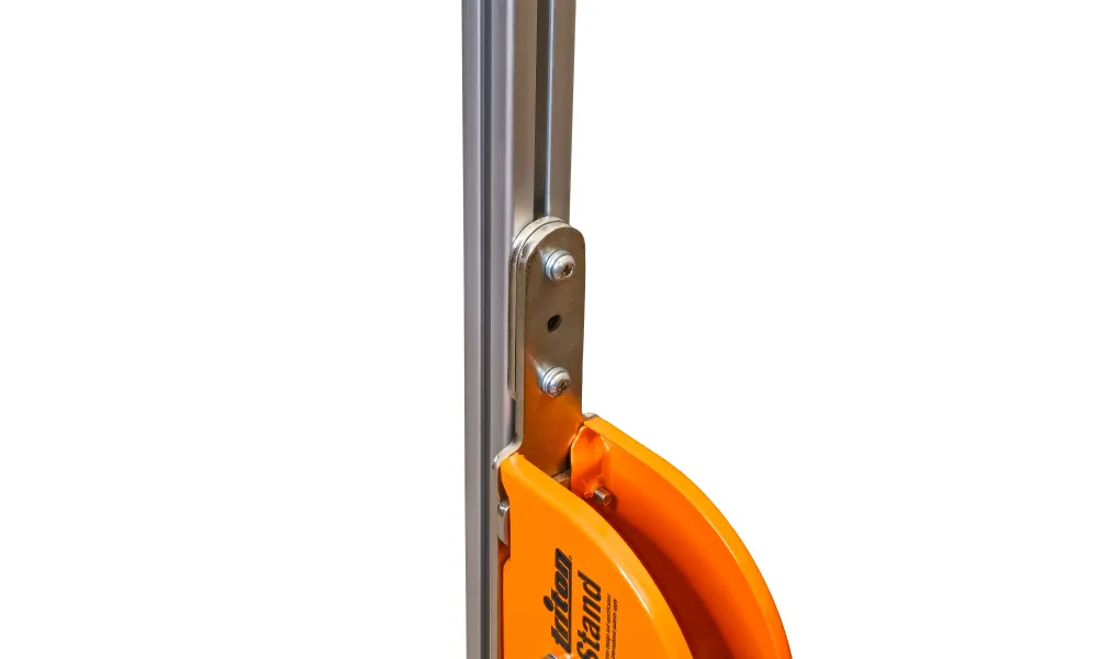 Triton-monitoimitelineen kiskokiinnityssovitinlevy (MSA200), 3 image model rocketry